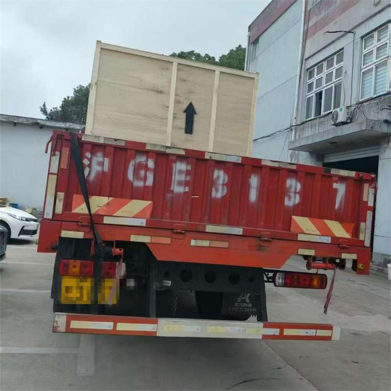 岚山区米林县：物流专线的高效货运之旅